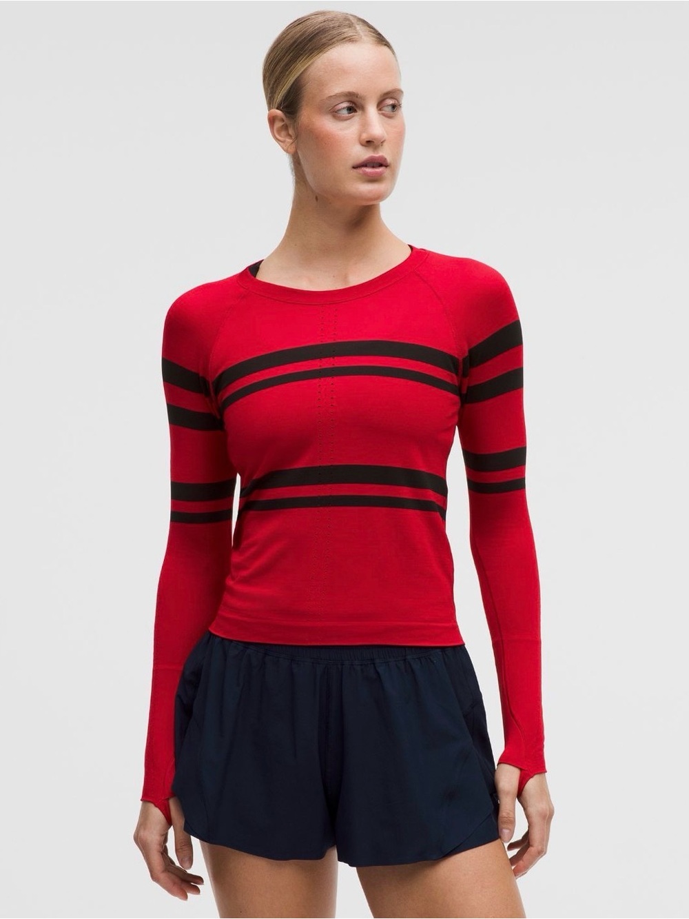 Swiftly Tech Long-Sleeve Shirt 2.0 Waist
Length Stripe Oxford Red/Black Size 12